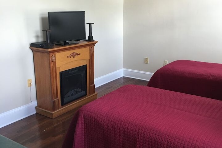 Room 64 of 84
