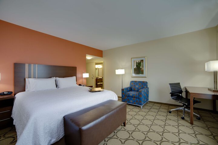 Room 12 of 30
