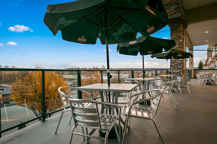 Best Western Plus Mission City Lodge