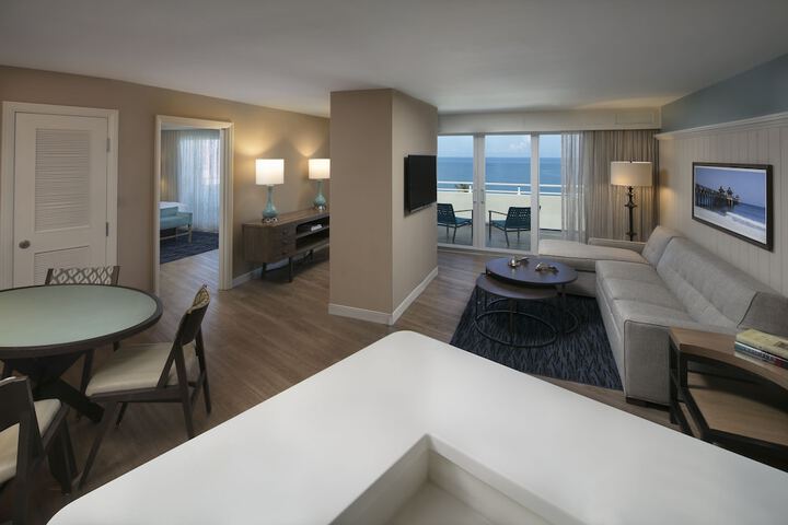 Edgewater Beach Hotel