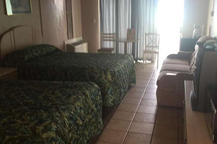 Room 35 of 49
