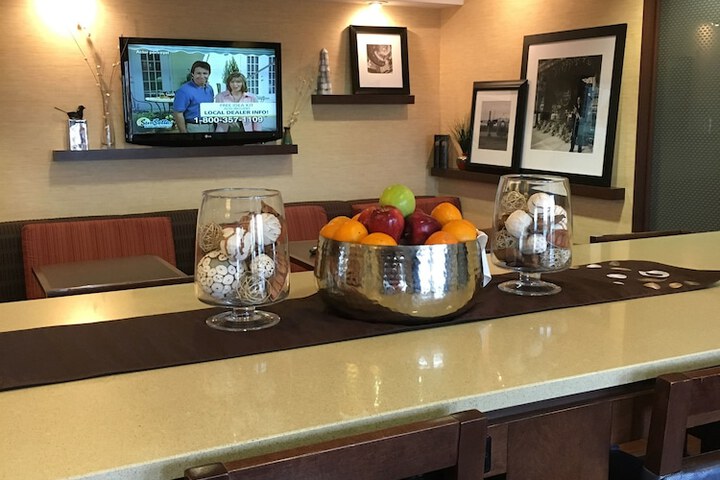 Hampton Inn Joliet - I-80