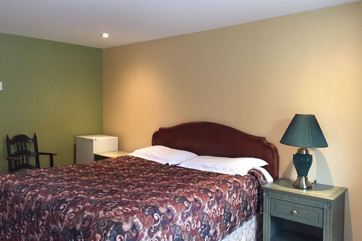Room 4 of 29