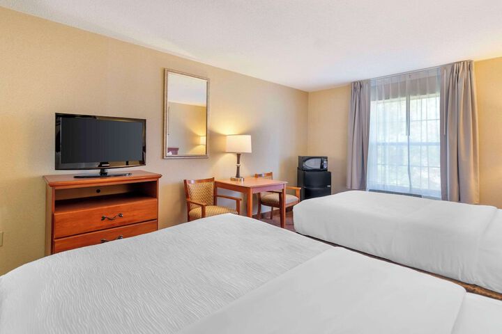 Room 12 of 36