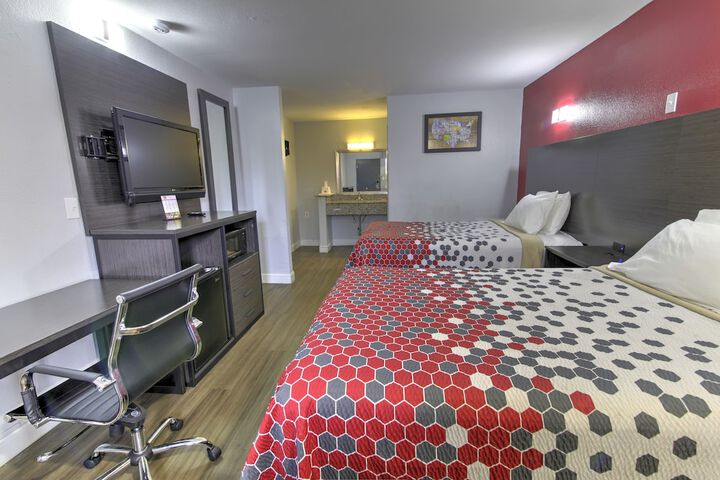 Room 18 of 21
