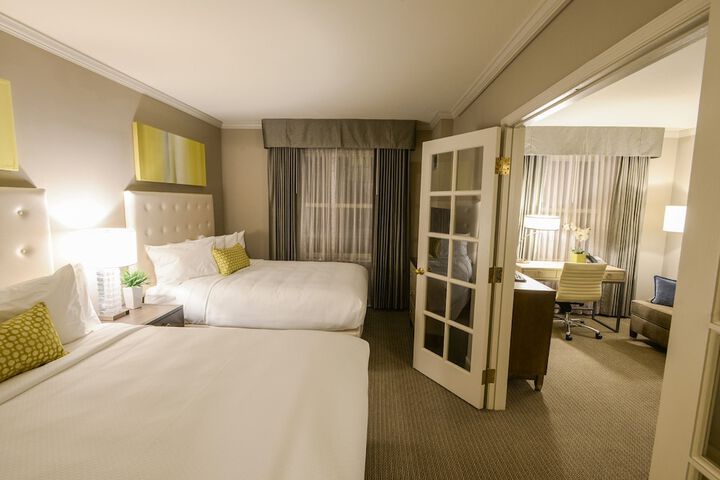 Room 43 of 95
