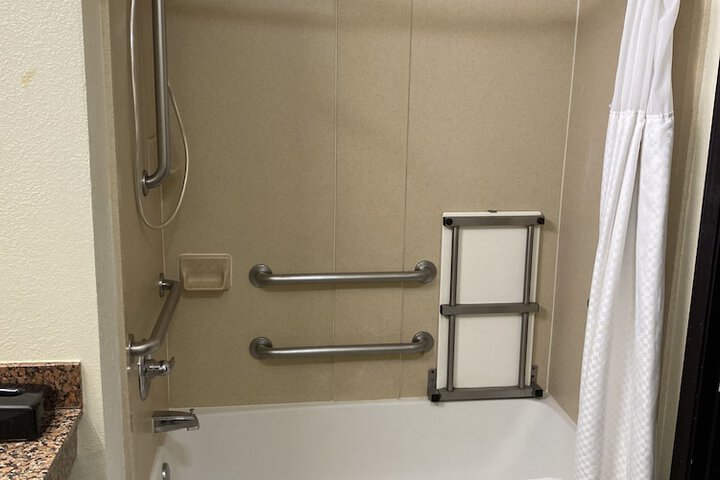 Room 14 of 20