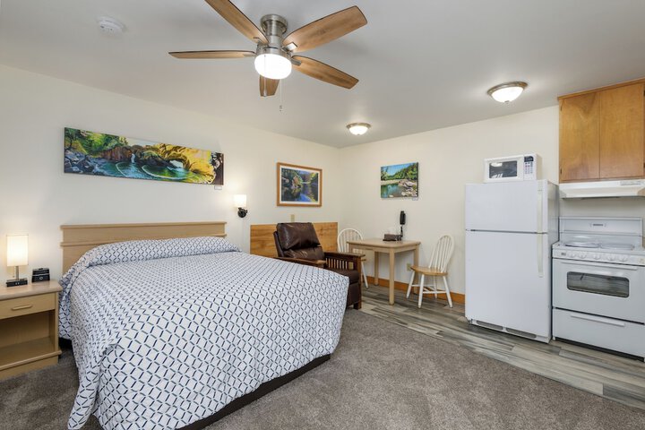 Room 14 of 18