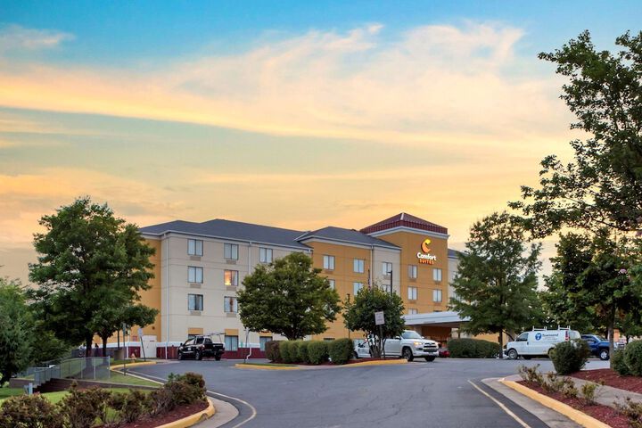 Hotel 2 of 95