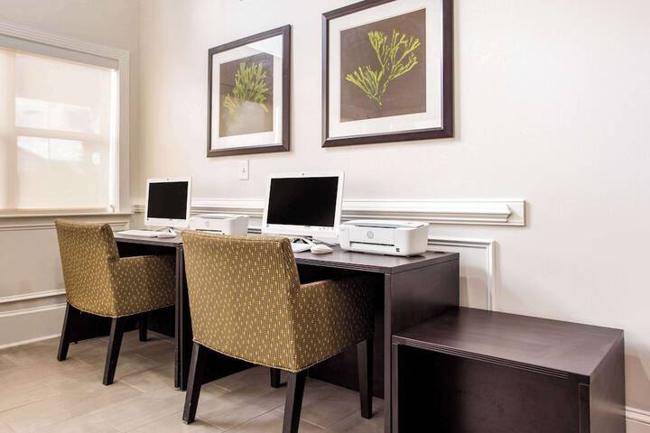Quality Inn & Suites Myrtle Beach near Outlets