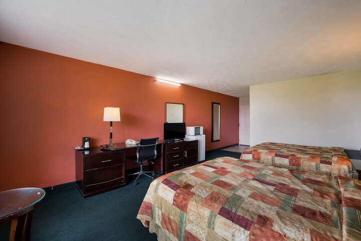 Travelodge by Wyndham Oakley
