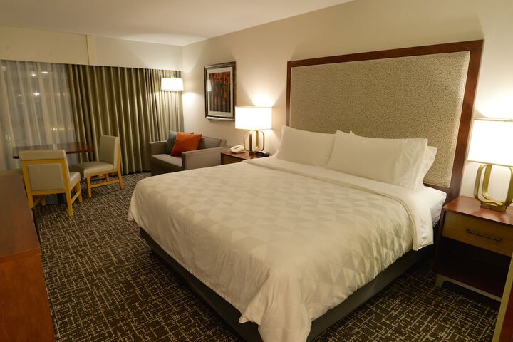 Room 19 of 42