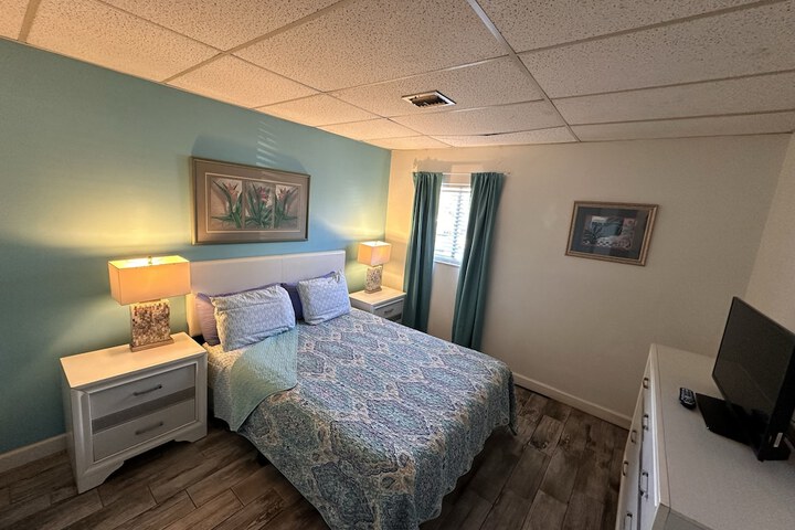 Room 34 of 48