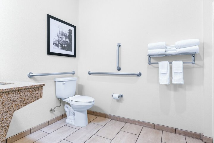 Cobblestone Hotel & Suites - Lynden