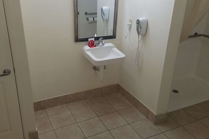SureStay Hotel by Best Western Hollister