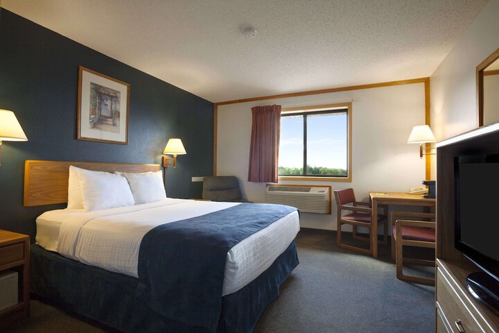 Room 15 of 41