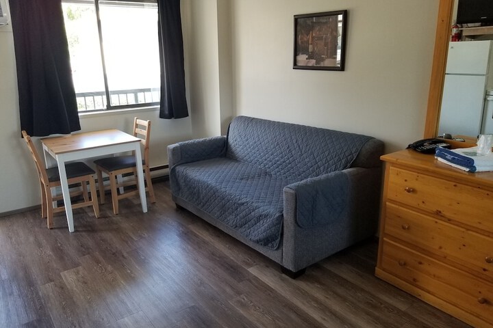 Room 69 of 92