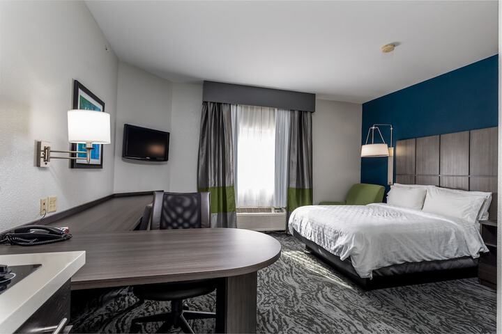 Room 42 of 59