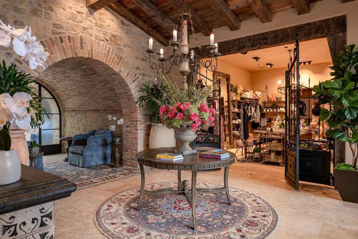 Westlake Village Inn