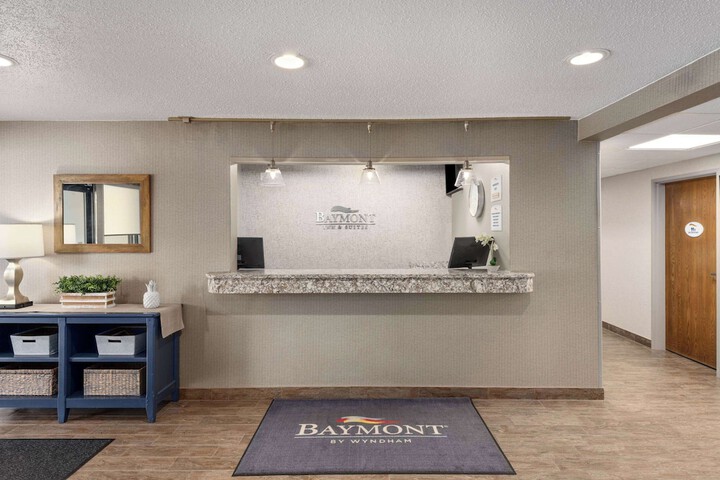 Baymont by Wyndham Mt. Pleasant