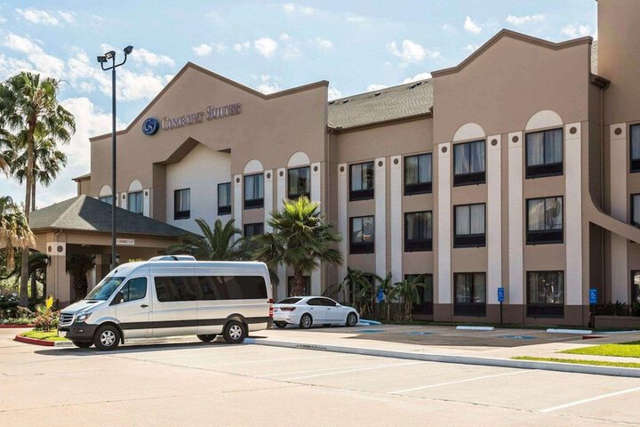 Hotel 3 of 33