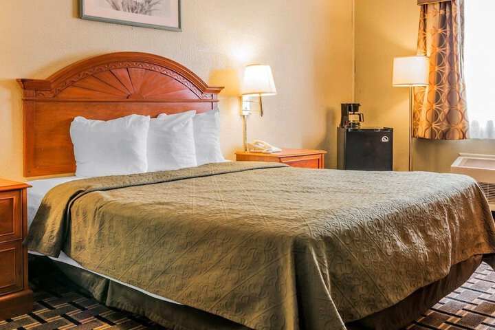 Quality Inn Grand Rapids North