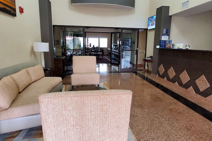 Best Western Executive Inn & Suites