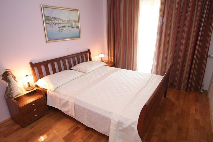 Room 12 of 59