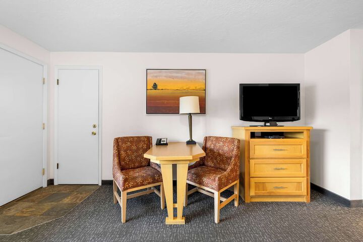 Best Western Driftwood Inn