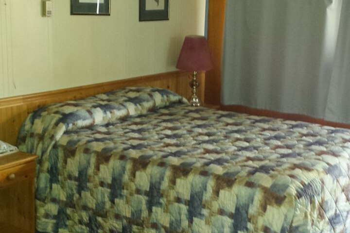 Room 19 of 33