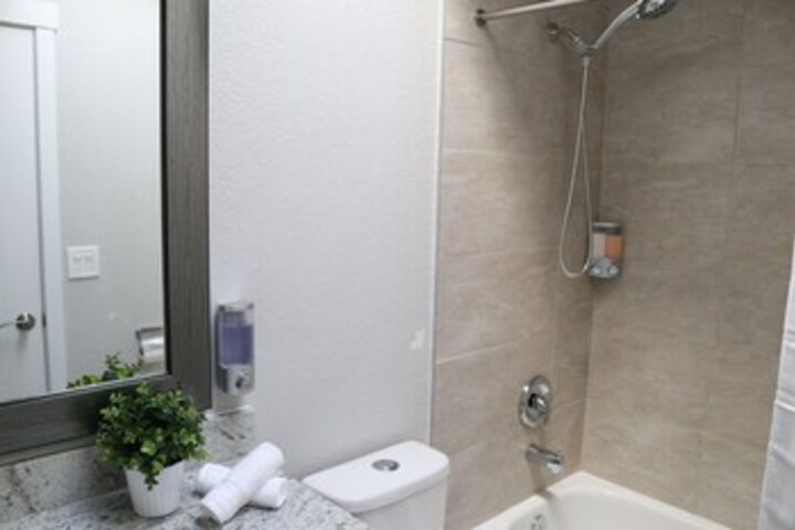North Seattle Guesthouse