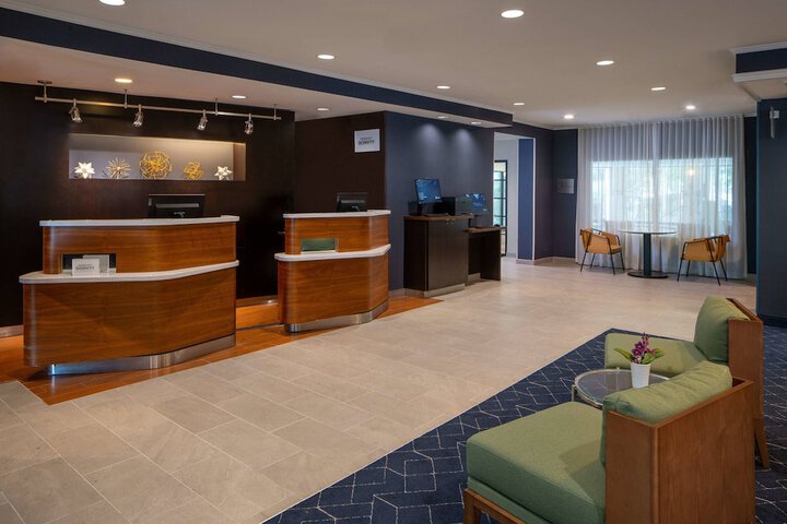 Hotel Interior 8 of 32
