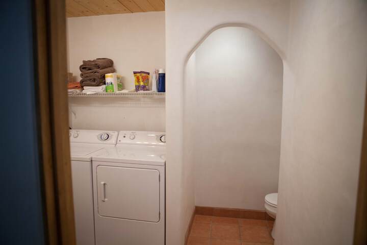 Room 14 of 100