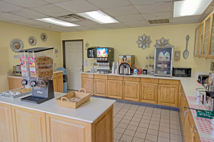 All Season Suites