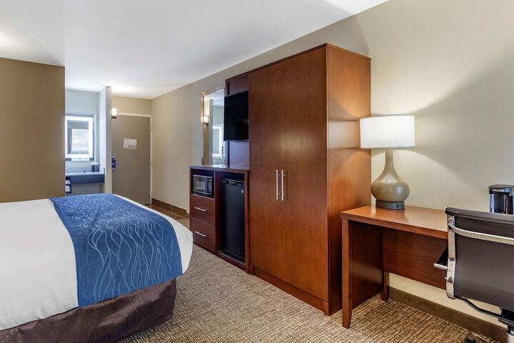 Room 22 of 27
