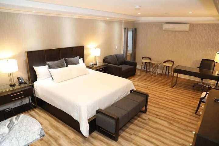 Room 40 of 110