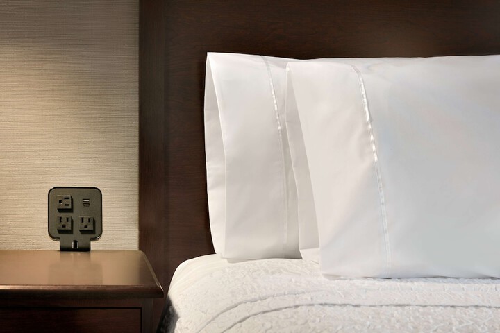 Hampton Inn & Suites Mahwah