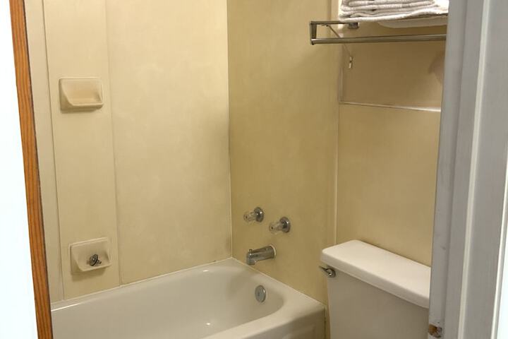 Room 7 of 17