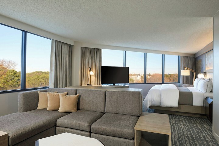 The Westin Atlanta Airport