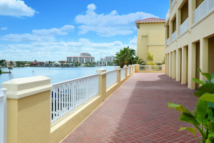 LaPlaya Beach & Golf Resort - a Noble House Resort
