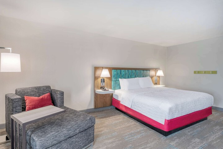 Hampton Inn New Philadelphia
