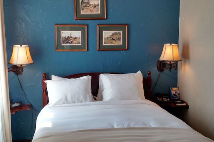 Room 8 of 44