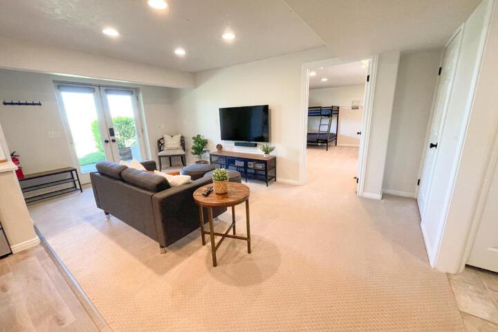 City View Retreat 2 BR 1 B