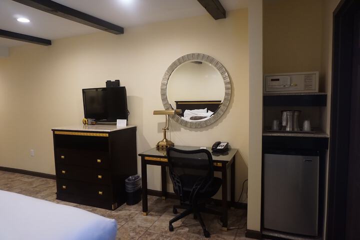 Room 55 of 66