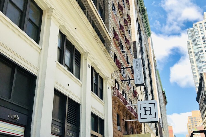Hotel 2 of 49