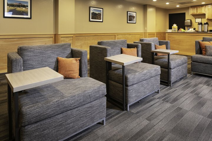 Waypoint Hotel