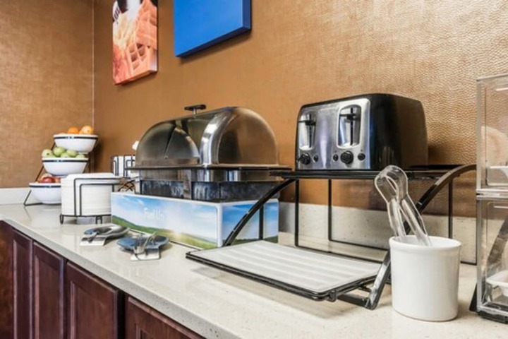 Comfort Inn Pine Grove I-81 Hershey Area
