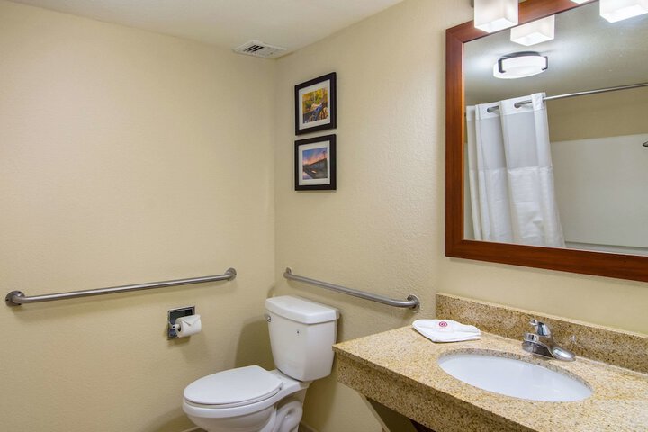 Room 12 of 29