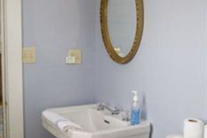 Simply Divine Bed and Breakfast