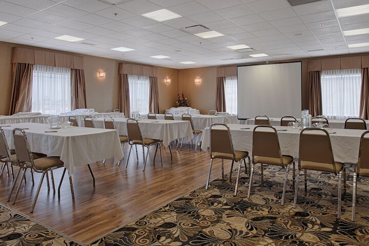 Best Western Grande Prairie Hotel & Suites